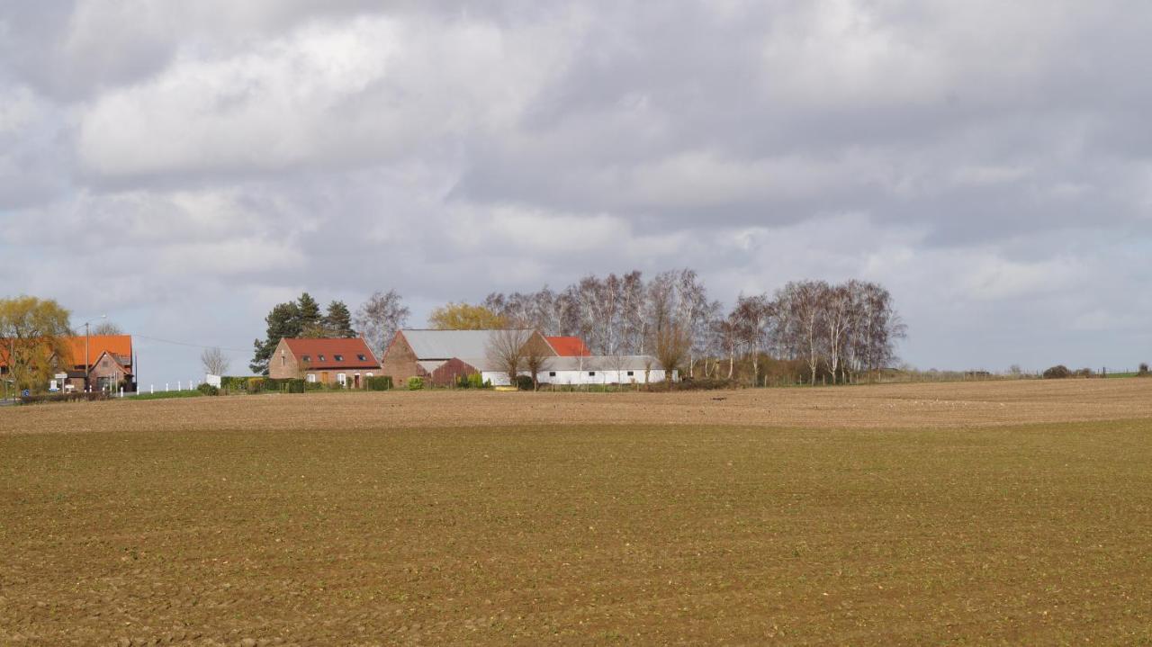 Sur La Route Des Monts Apartment Bailleul  Exterior photo